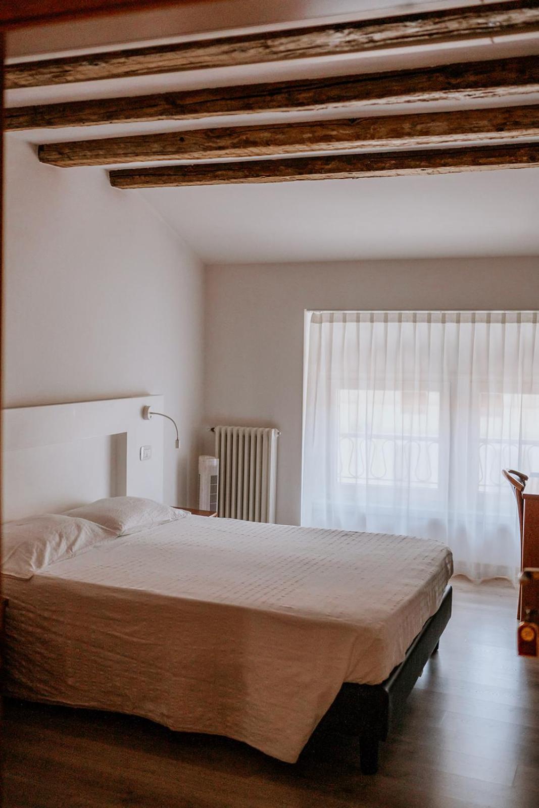 Hotel Venezia Тренто Екстер'єр фото
