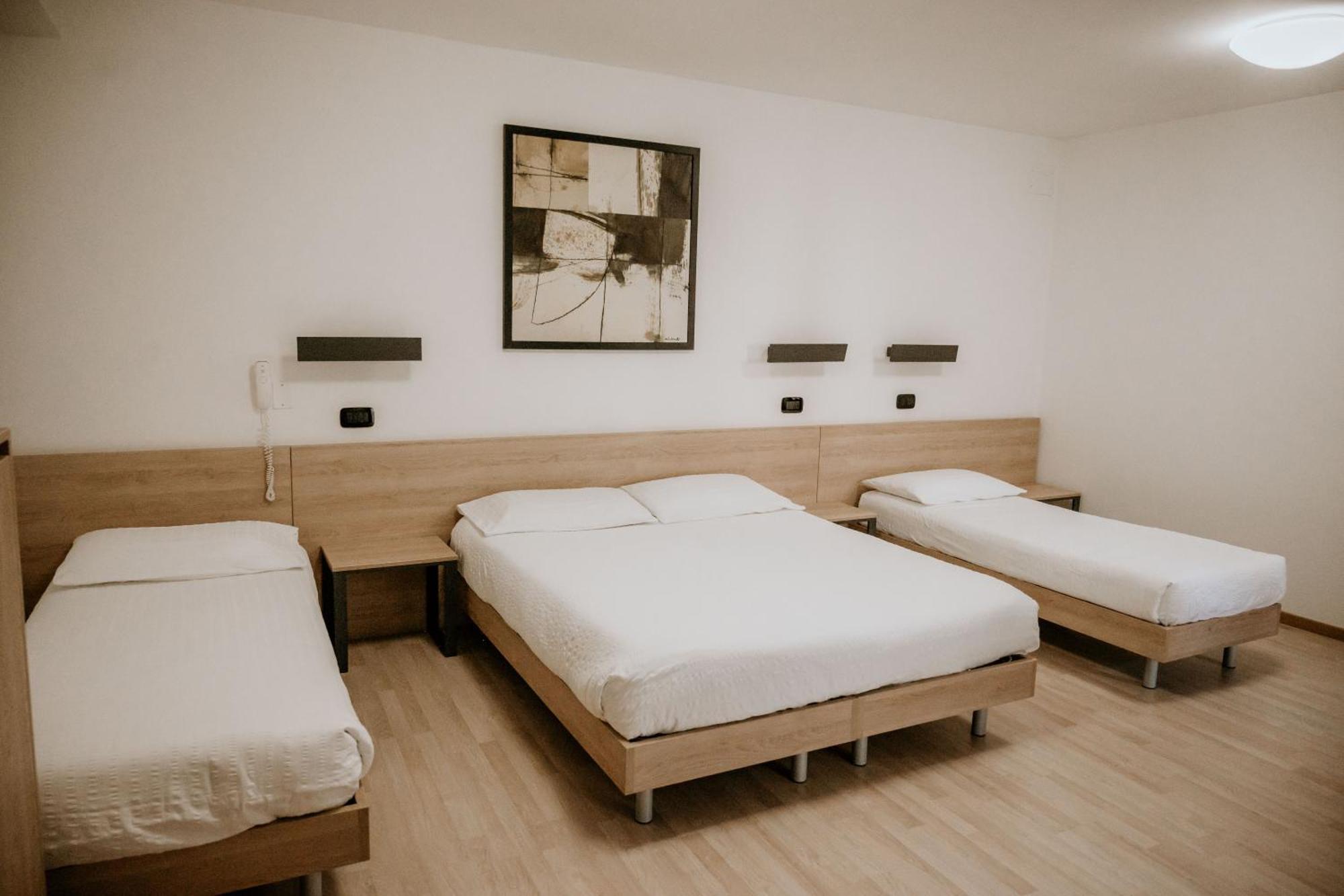 Hotel Venezia Тренто Екстер'єр фото